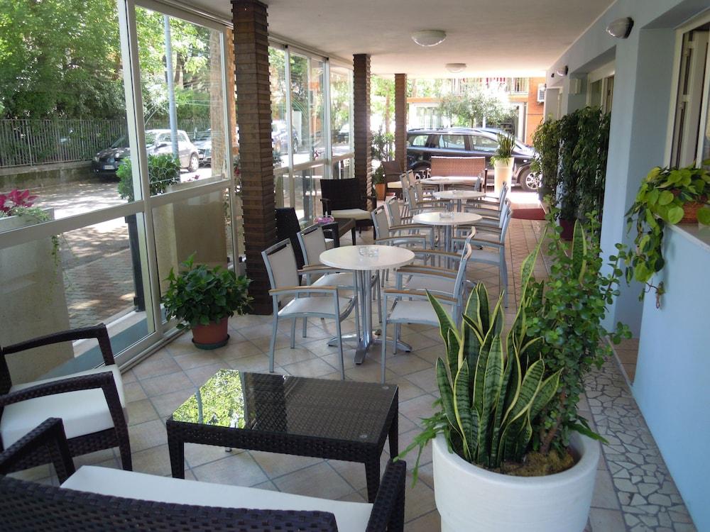 Hotel Solidea Rimini Exterior foto